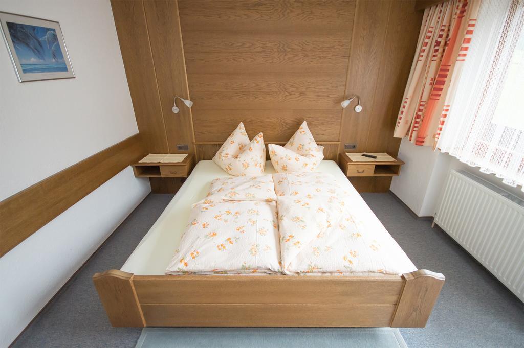 Hotel Haus Alpengruß Sölden Zimmer foto