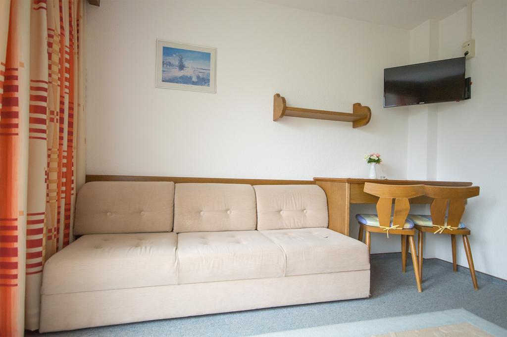 Hotel Haus Alpengruß Sölden Zimmer foto